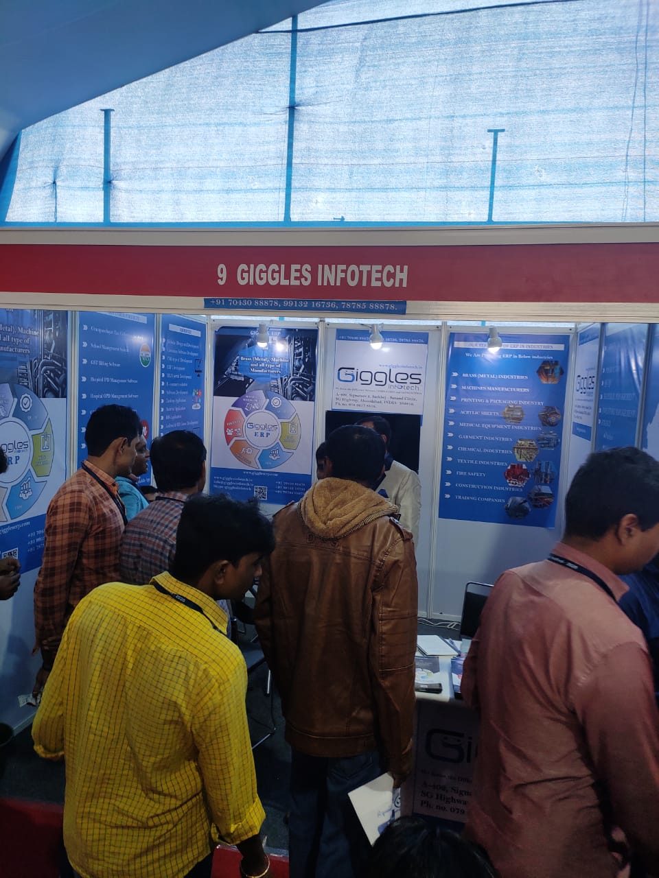 BVNH2853 - Exhibition