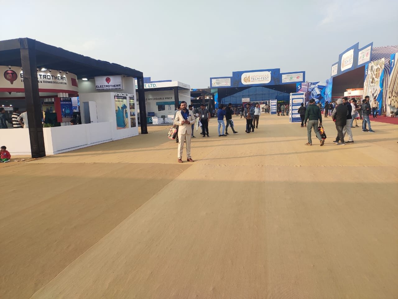 FPOW2660 - Exhibition